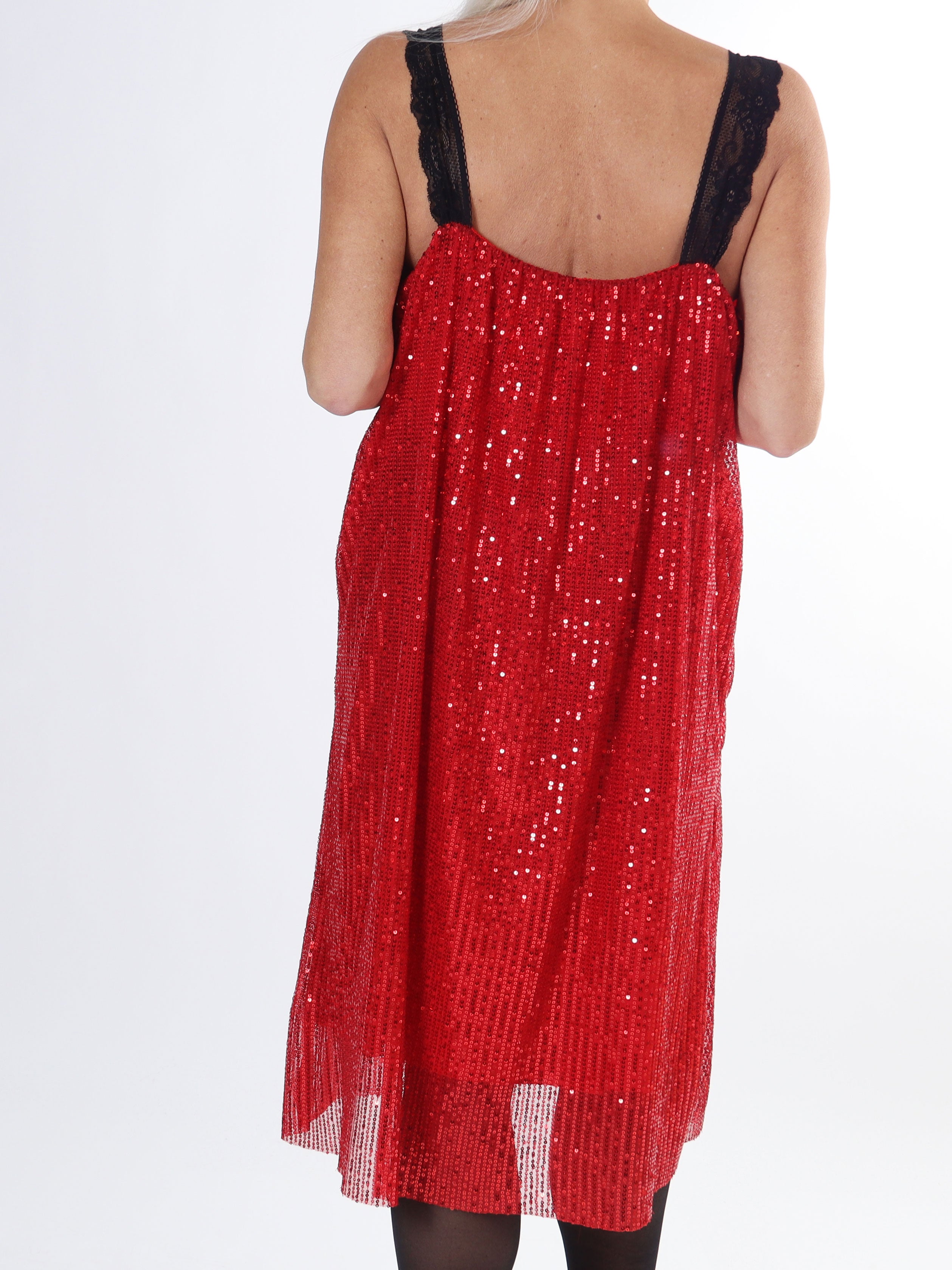 Agathe - Fin plus size pailletkjole med blondestropper